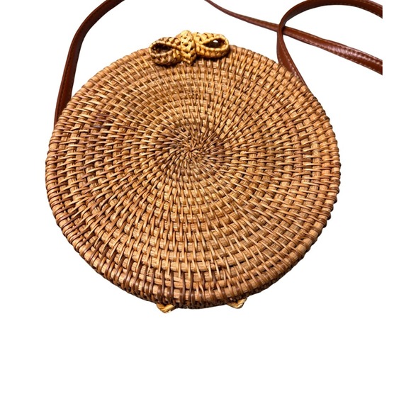 Womens Round Woven Straw Rattan Crossbody Bag Tan Leather Strap Floral Lined - Picture 8 of 16